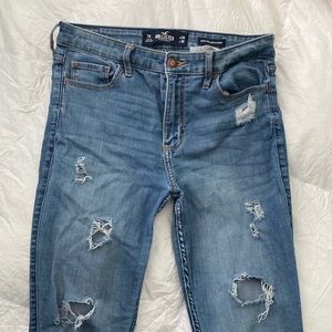 Hollister Jeans 
- high-rise super skinny 
- Width: 28, Length: 30